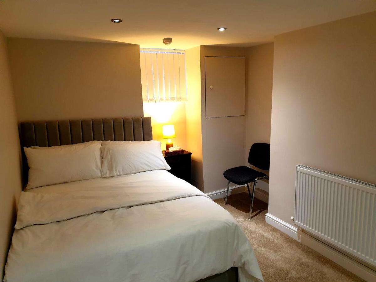 Elegant 2 Bed In Apartment Manchester